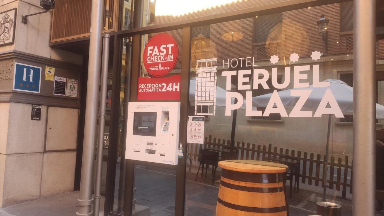 Hotel Teruel Plaza ภายนอก รูปภาพ